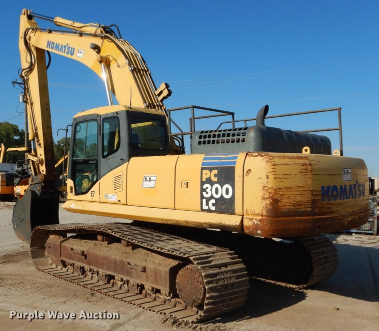 image for item DI8310 2006 Komatsu PC300LC-7  excavator