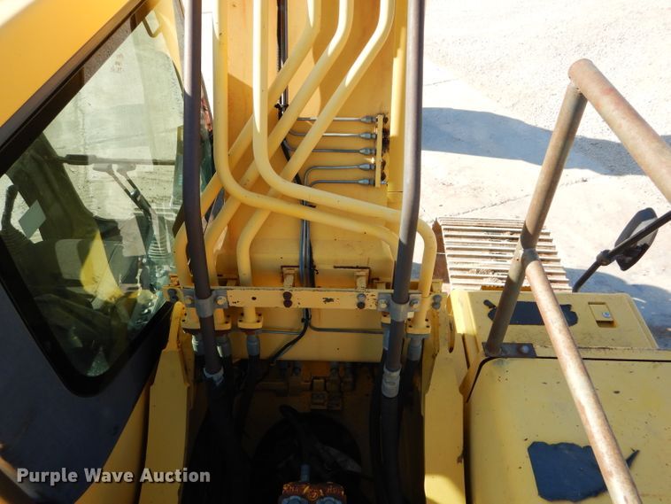 image for item DI8310 2006 Komatsu PC300LC-7  excavator