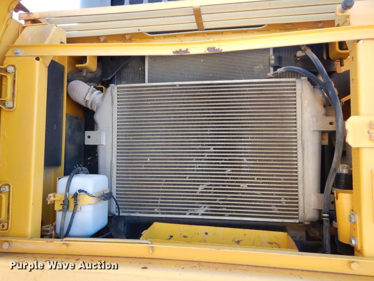 image for item DI8310 2006 Komatsu PC300LC-7  excavator