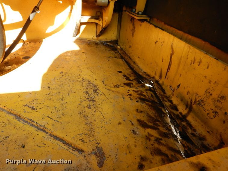 image for item DI8310 2006 Komatsu PC300LC-7  excavator