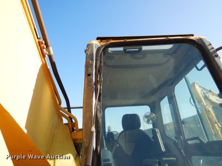 image for item DI8310 2006 Komatsu PC300LC-7  excavator