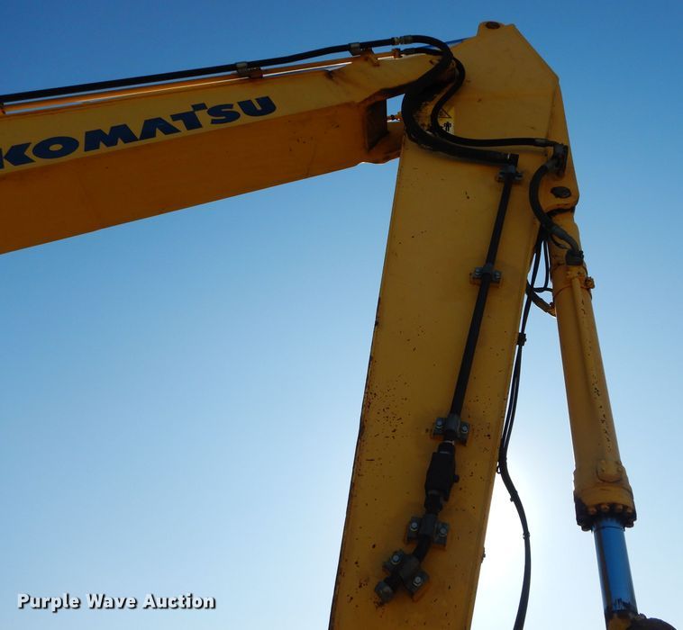 image for item DI8310 2006 Komatsu PC300LC-7  excavator