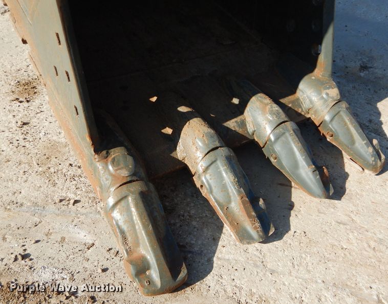 image for item DI8310 2006 Komatsu PC300LC-7  excavator