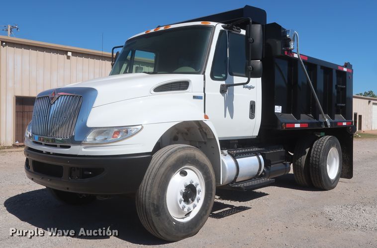 image for item DJ1816 2011 International DuraStar 4400  dump truck