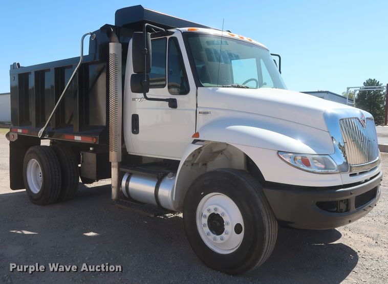 image for item DJ1816 2011 International DuraStar 4400  dump truck