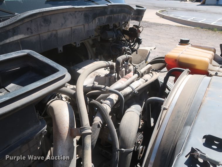 image for item DJ1816 2011 International DuraStar 4400  dump truck