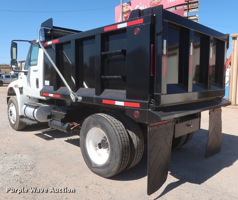 image for item DJ1816 2011 International DuraStar 4400  dump truck