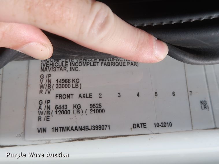 image for item DJ1816 2011 International DuraStar 4400  dump truck