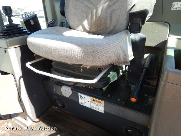 image for item DJ6565 2006 Case 865  motor grader