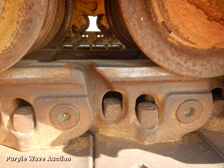 image for item DJ8776 1990 Caterpillar D8N  cable plow