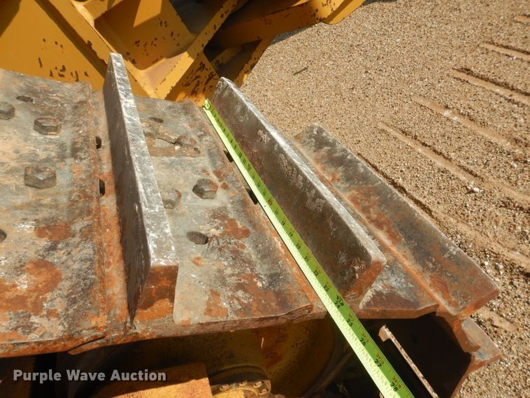 image for item DJ8776 1990 Caterpillar D8N  cable plow