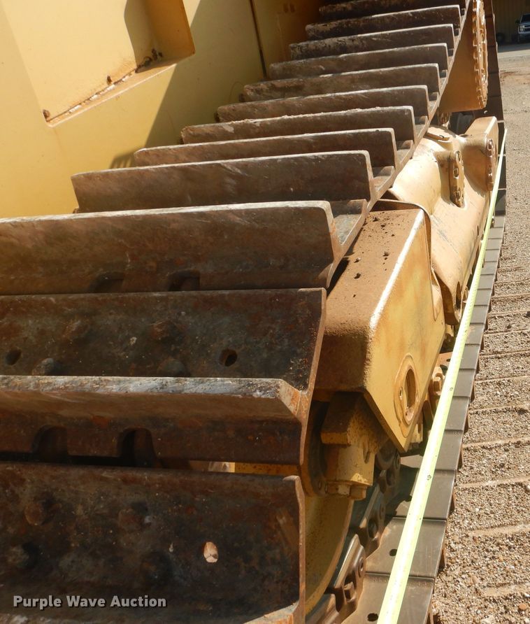 image for item DJ8776 1990 Caterpillar D8N  cable plow