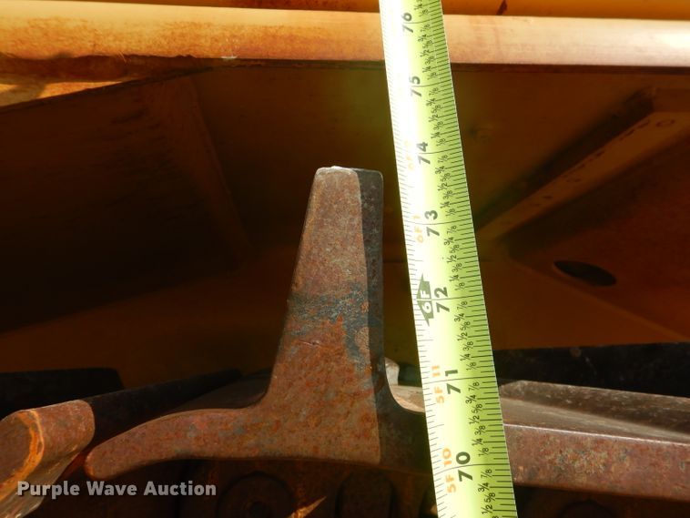 image for item DJ8776 1990 Caterpillar D8N  cable plow