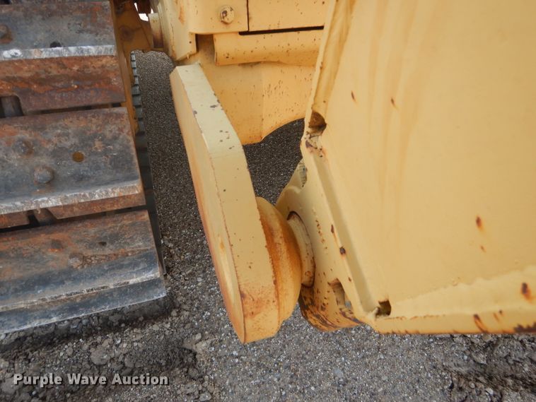 image for item DJ8776 1990 Caterpillar D8N  cable plow