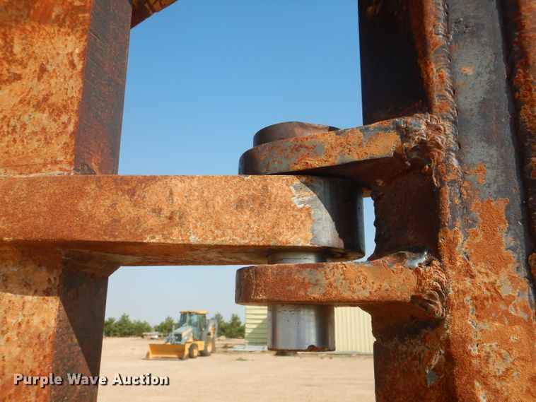 image for item DJ8776 1990 Caterpillar D8N  cable plow