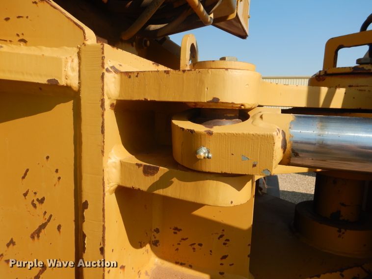 image for item DJ8776 1990 Caterpillar D8N  cable plow