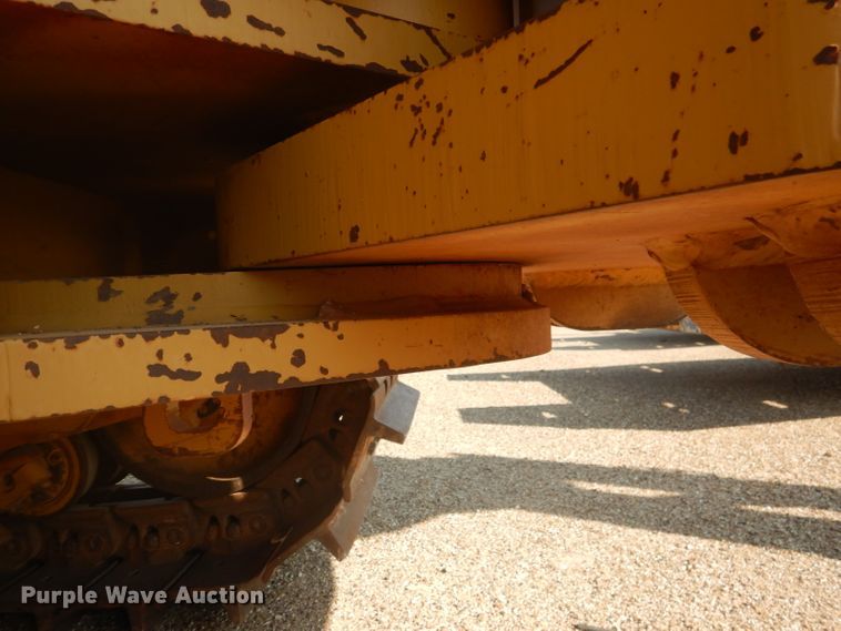 image for item DJ8776 1990 Caterpillar D8N  cable plow