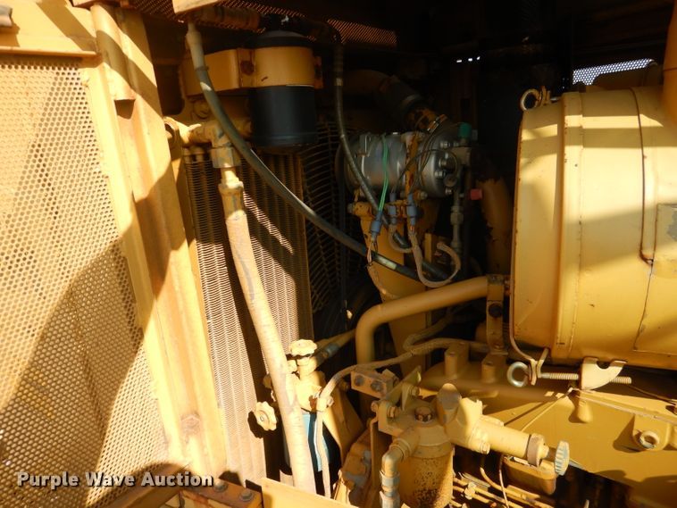 image for item DJ8776 1990 Caterpillar D8N  cable plow