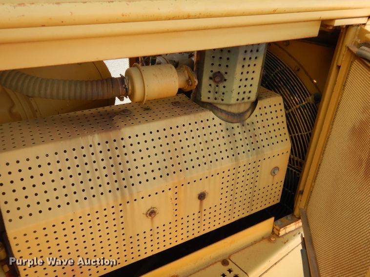 image for item DJ8776 1990 Caterpillar D8N  cable plow