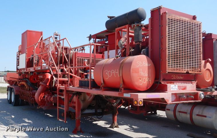 image for item DJ8779 2004 Kaylin Hebert LS-2-35T frac blender trailer