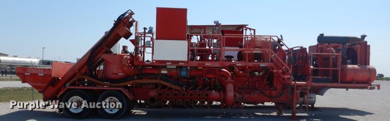 image for item DJ8779 2004 Kaylin Hebert LS-2-35T frac blender trailer