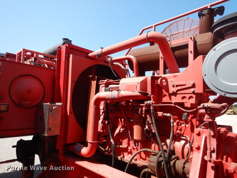 image for item DJ8779 2004 Kaylin Hebert LS-2-35T frac blender trailer