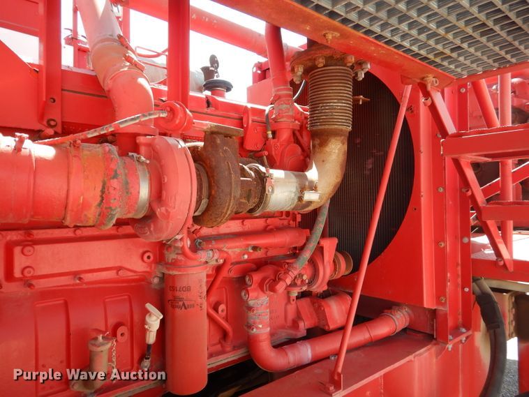 image for item DJ8779 2004 Kaylin Hebert LS-2-35T frac blender trailer