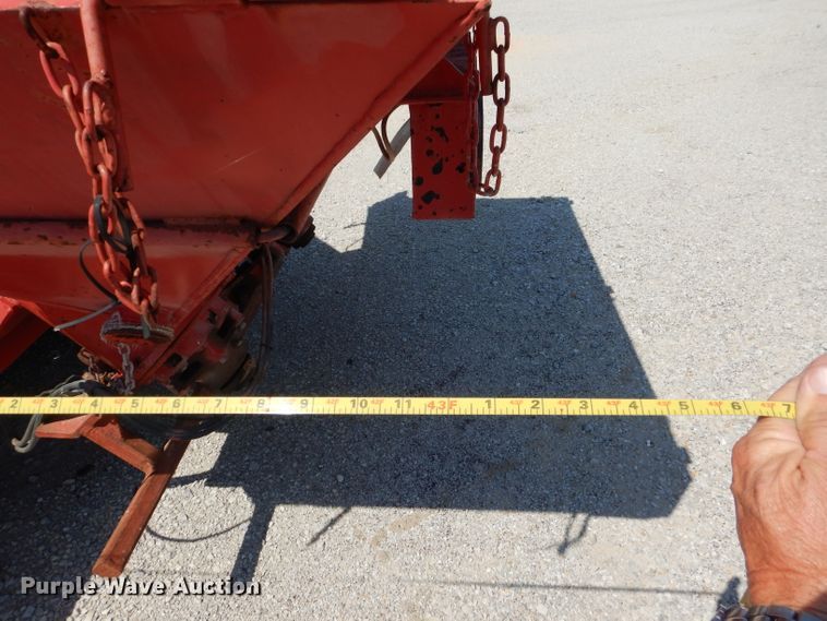 image for item DJ8779 2004 Kaylin Hebert LS-2-35T frac blender trailer