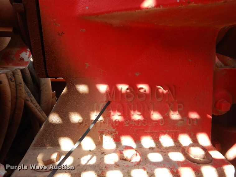 image for item DJ8779 2004 Kaylin Hebert LS-2-35T frac blender trailer