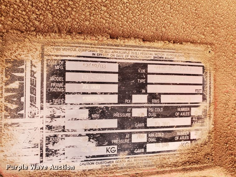 image for item DJ8779 2004 Kaylin Hebert LS-2-35T frac blender trailer