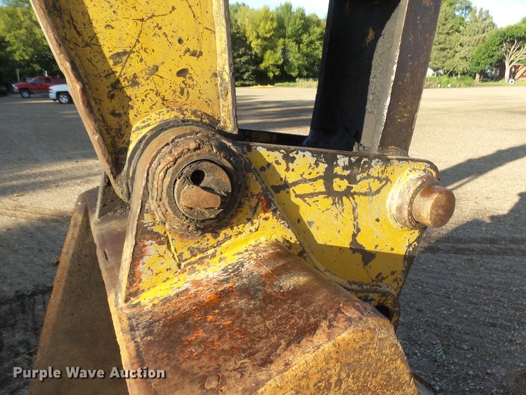 image for item DX9239 1989 Caterpillar EL200B  excavator