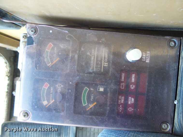 image for item DX9239 1989 Caterpillar EL200B  excavator