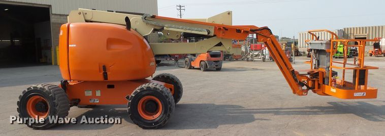 image for item DX9242 2000 JLG 450AJ  boom lift
