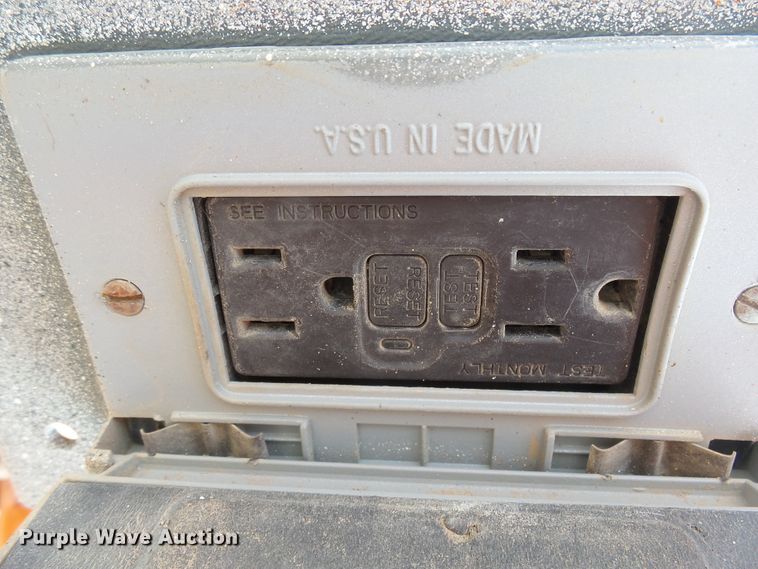 image for item DX9242 2000 JLG 450AJ  boom lift