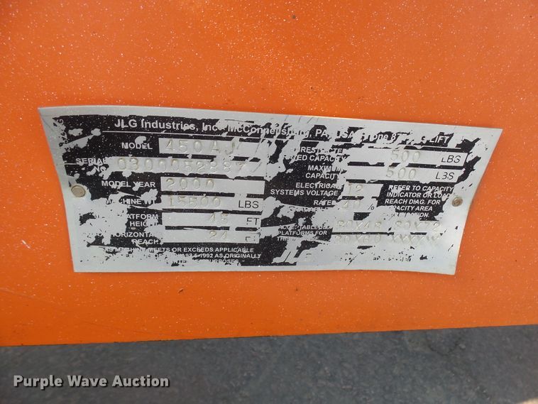 image for item DX9242 2000 JLG 450AJ  boom lift
