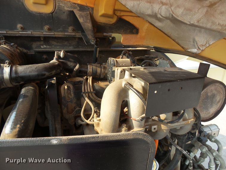 image for item DX9242 2000 JLG 450AJ  boom lift