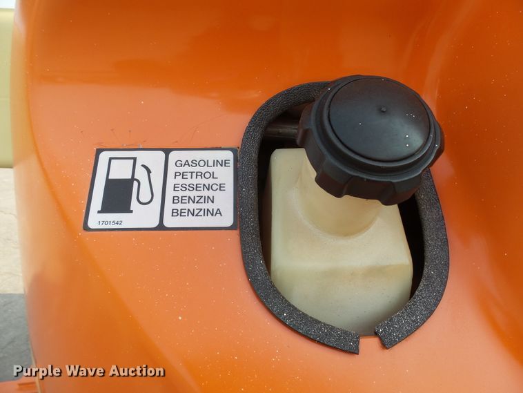 image for item DX9242 2000 JLG 450AJ  boom lift