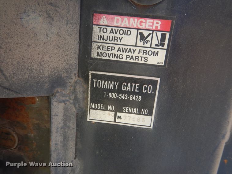 image for item DY9872 Tommy Gate 641340 end gate lift