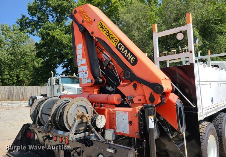 image for item DY9921 Palfinger PK15002 crane