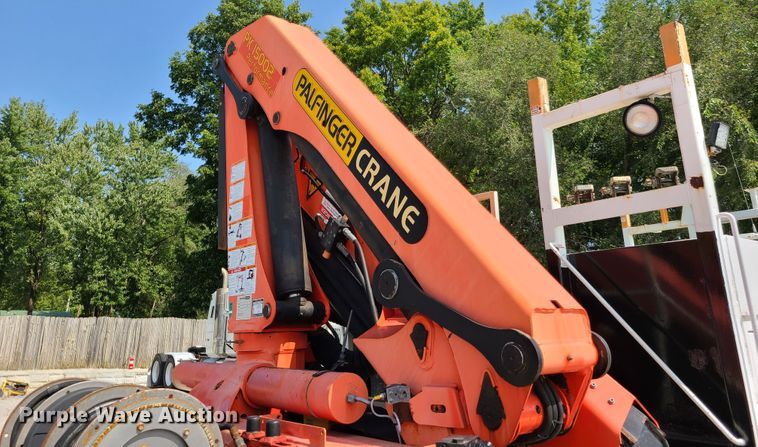 image for item DY9921 Palfinger PK15002 crane