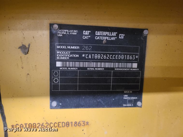 image for item DY9928 2003 Caterpillar 262  skid steer loader