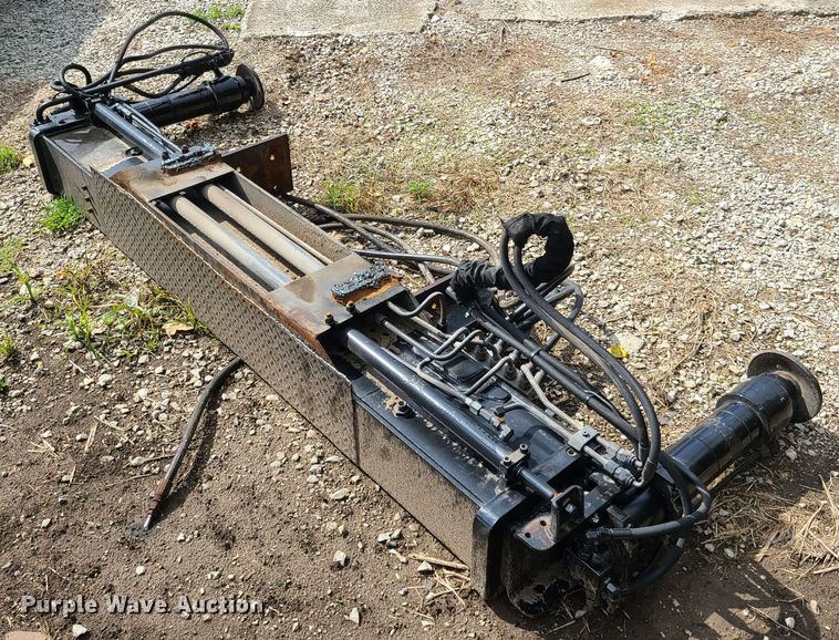 image for item DY9940 PM 21A knuckle boom crane