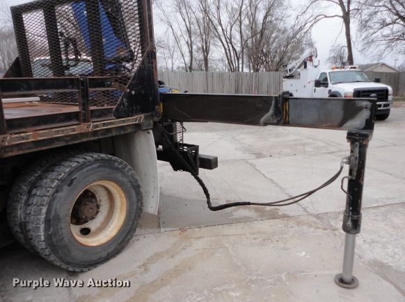 image for item DY9940 PM 21A knuckle boom crane