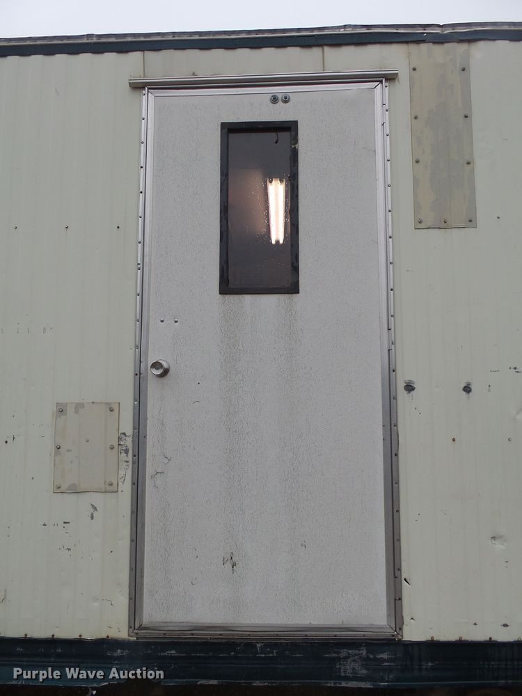 image for item EF9656 1997 Miller office trailer