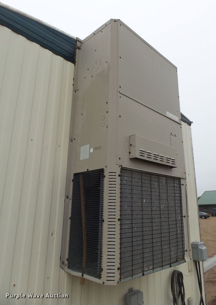 image for item EF9656 1997 Miller office trailer