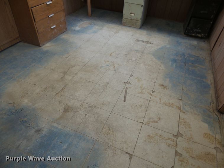 image for item EF9656 1997 Miller office trailer