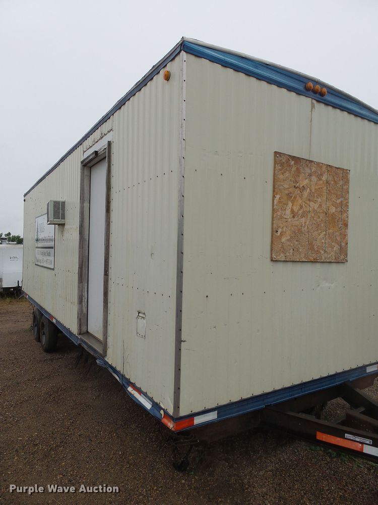 image for item EF9657 1995 Miller office trailer