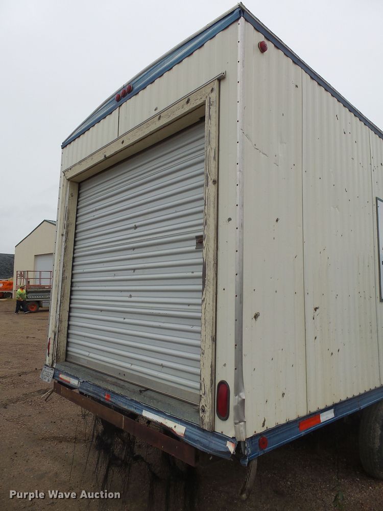 image for item EF9657 1995 Miller office trailer