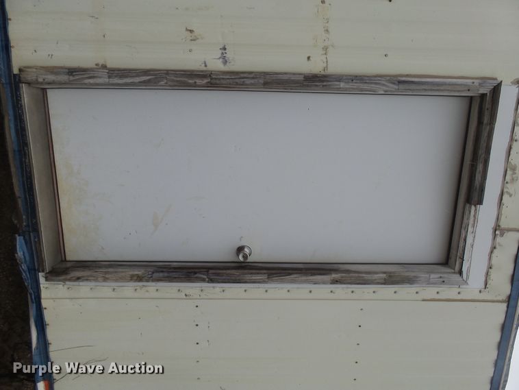 image for item EF9657 1995 Miller office trailer