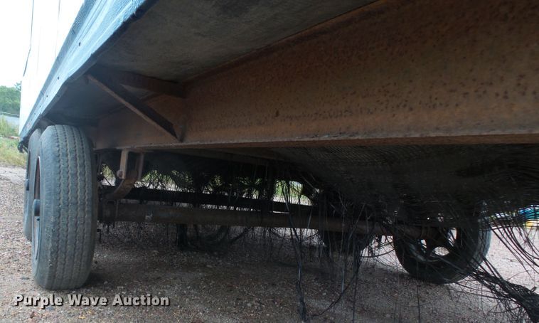 image for item EF9657 1995 Miller office trailer